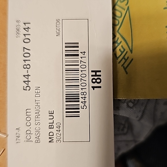 Boys Husky Jeans - Picture 5 of 5